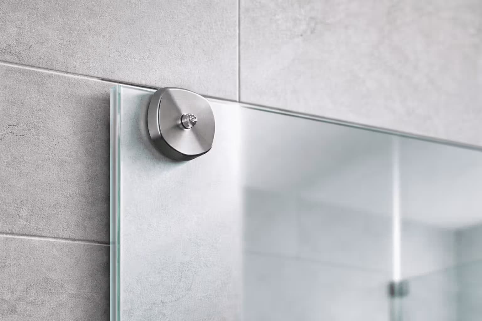 Тип установки зеркала точечное крепление через сверление