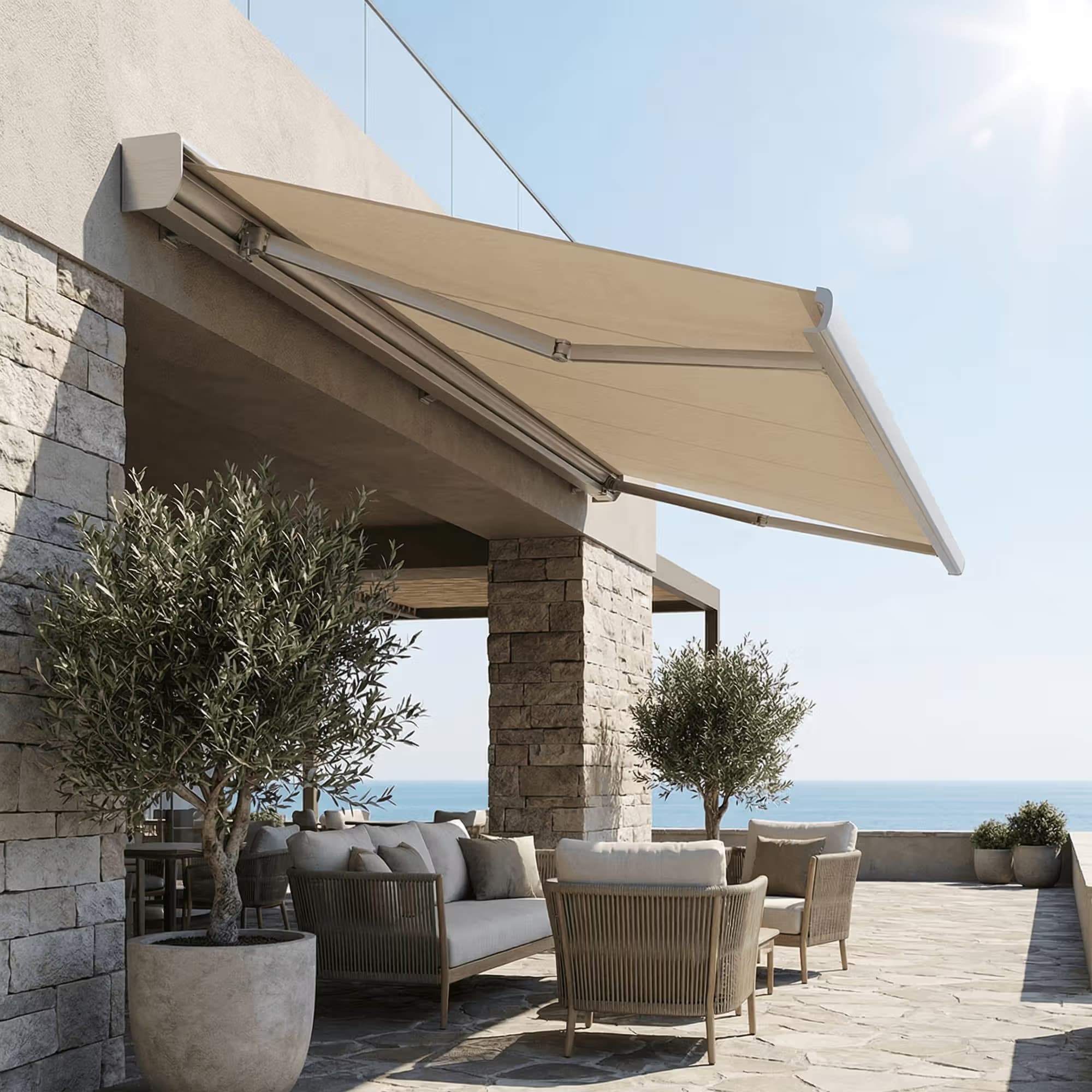 Кассетная маркиза в алюминиевом коробе