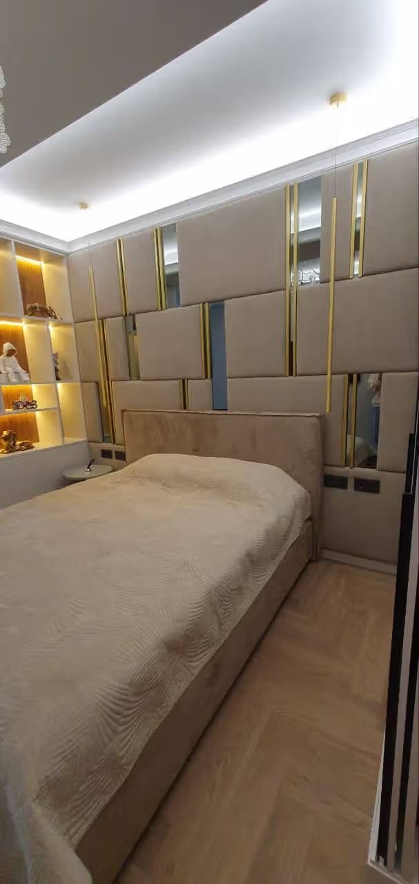 Зеркальная плитка 4 мм прямоугольной формы, Сочи — изготовление и монтаж под заказ