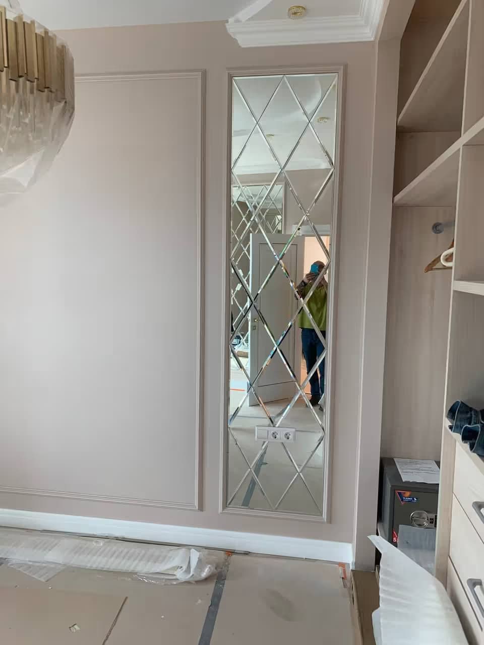 Зеркало 4 мм с фацетом, тип стекла серебро, купить в Сочи