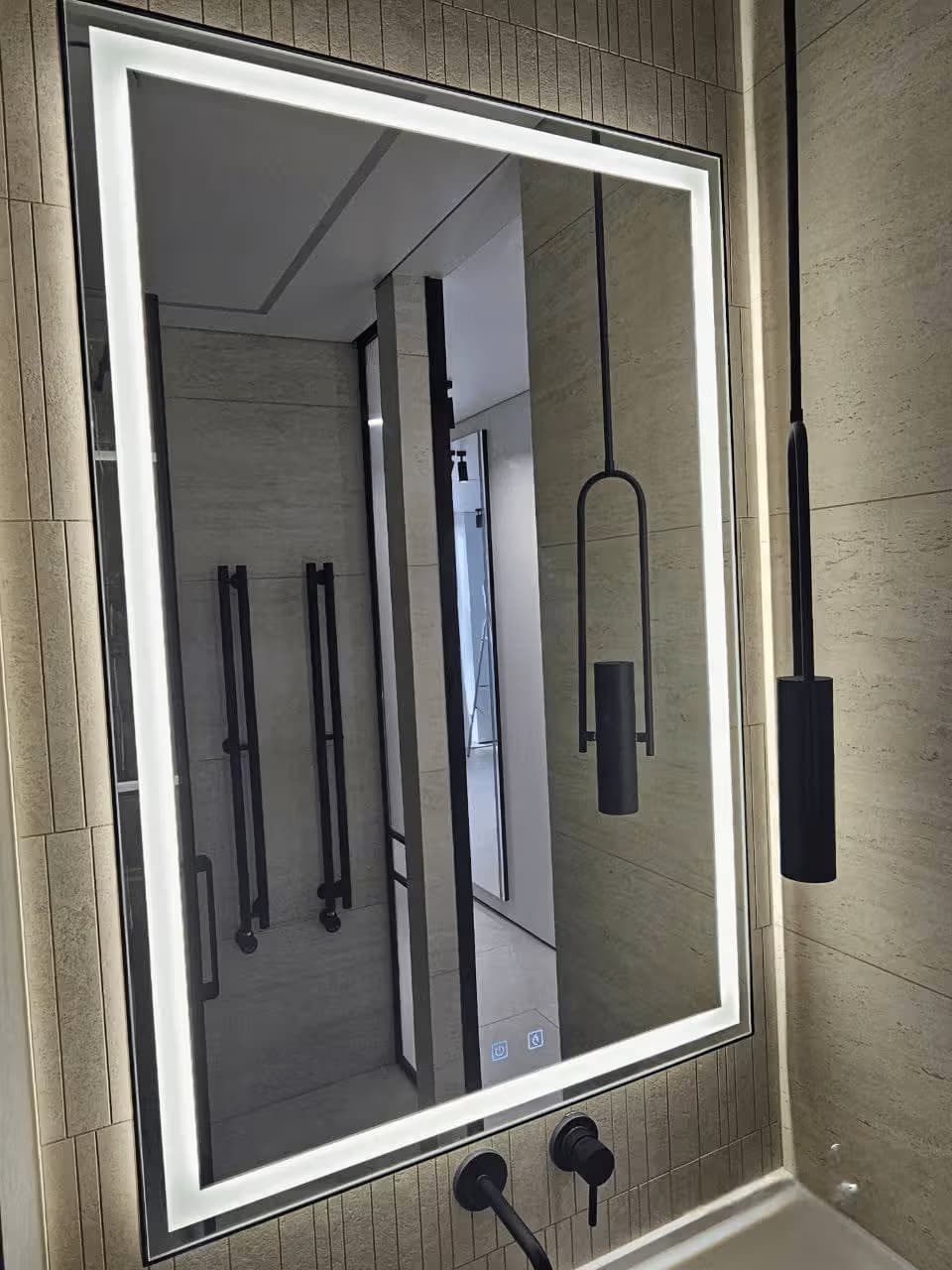 LED-зеркало прямоугольное 4 мм серебро, фронтальная подсветка с сенсором, настенное, ванная, Сочи, на заказ